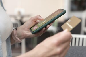 Contactless payments streamline the travel process from start to finish